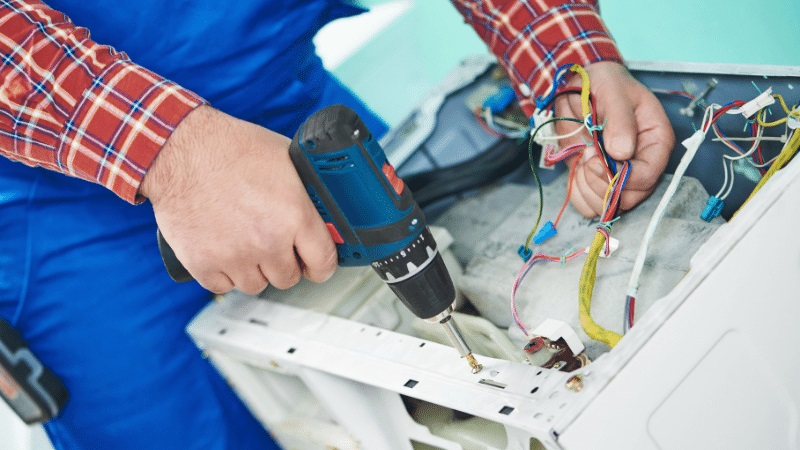 Selendi Amana Amana çamaşır makinesi kart tamiri – Su almama arızası orijinal parça ile giderildi. - Teknik servis örneği